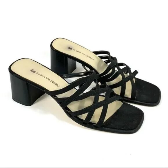 Sandals by Gloria Vanderbilt - Picture 2 of 7